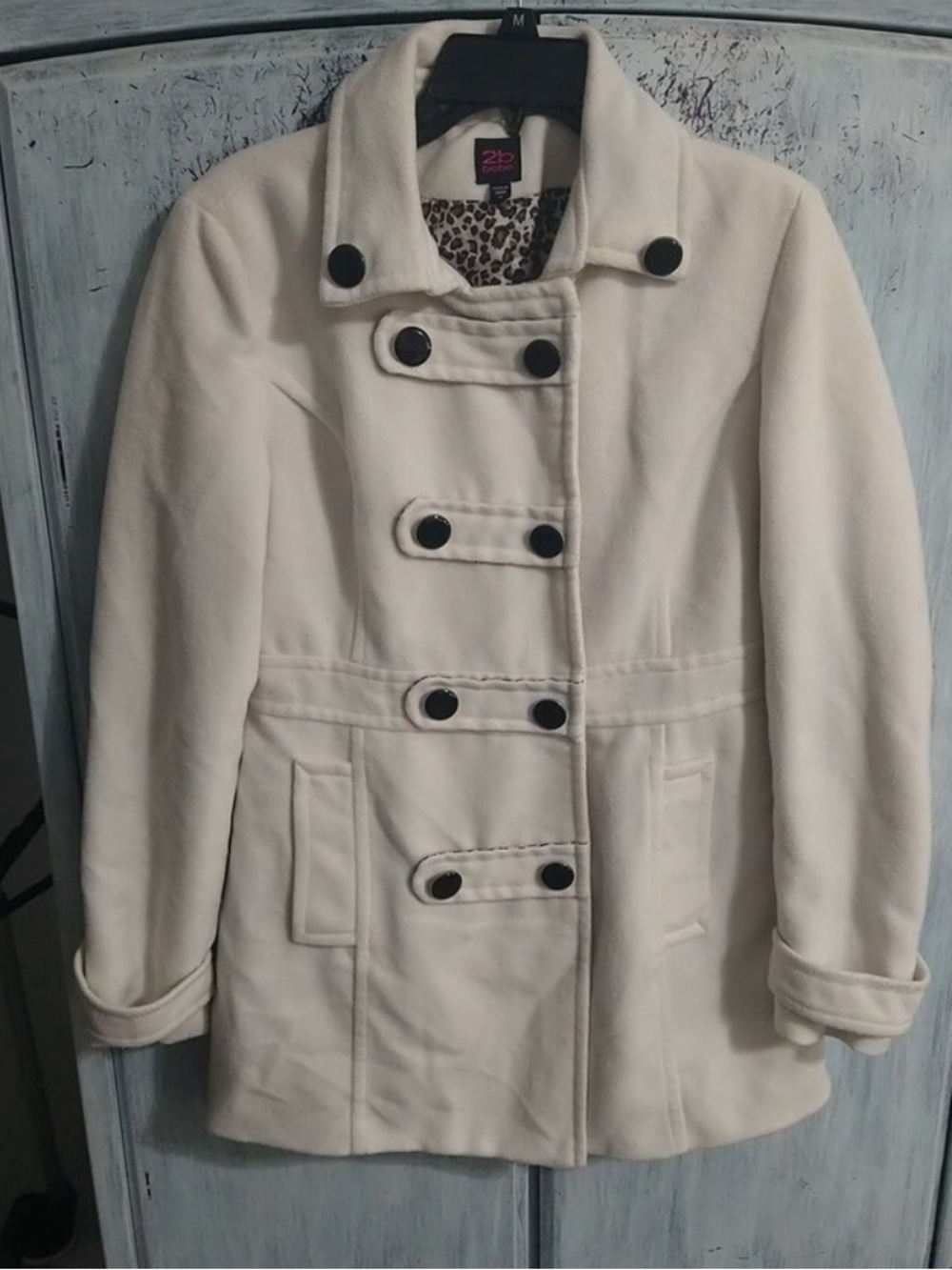 2b Bebe Coat Medium White Retro Vintage Y2K Classic